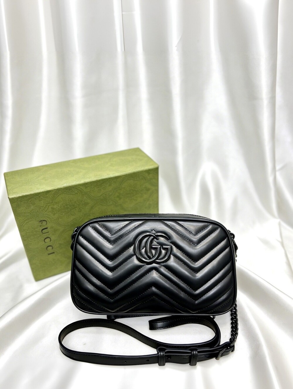 Gucci GG Marmont Small Camera Bag Black